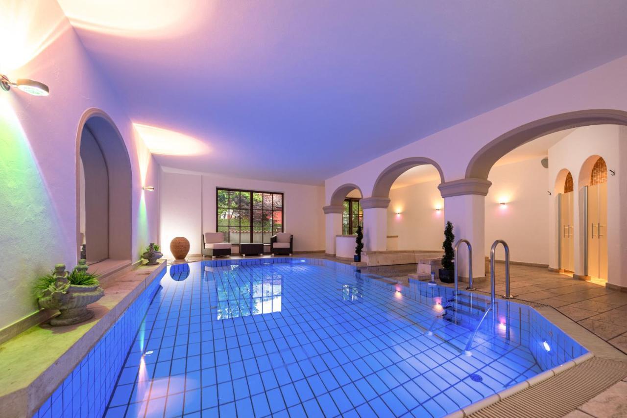 Hotel Hirsch Оберщауфен Екстериор снимка