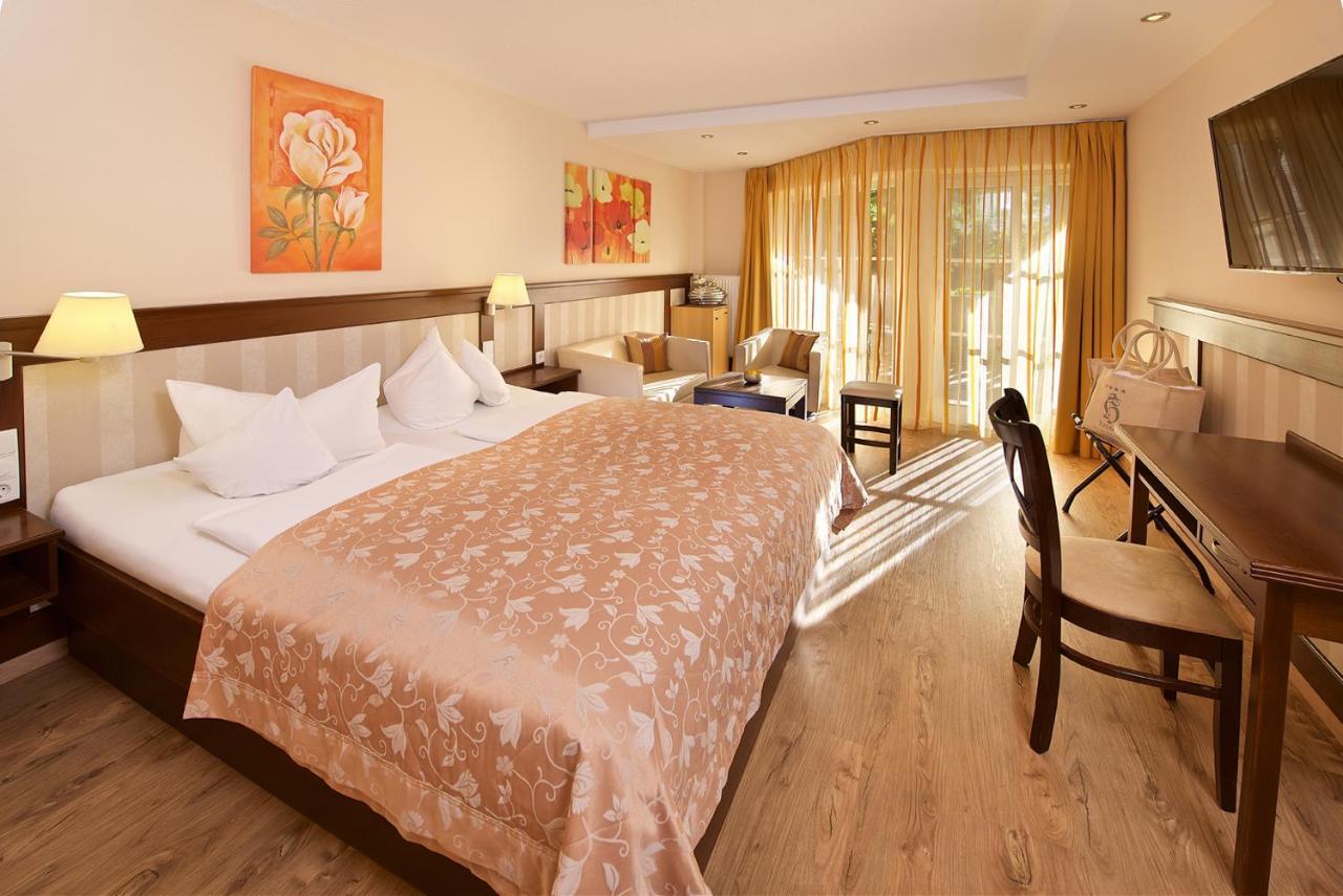 Hotel Hirsch Оберщауфен Екстериор снимка