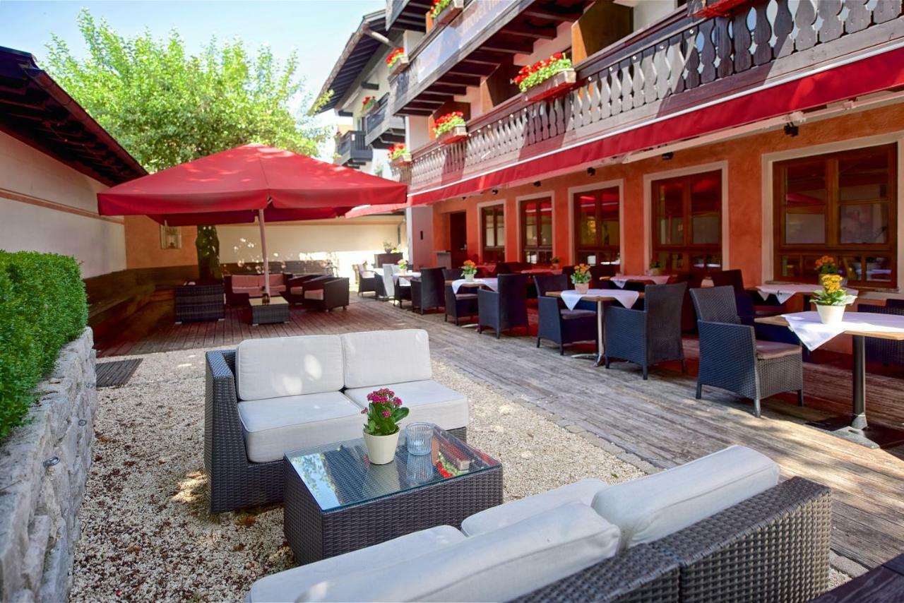 Hotel Hirsch Оберщауфен Екстериор снимка